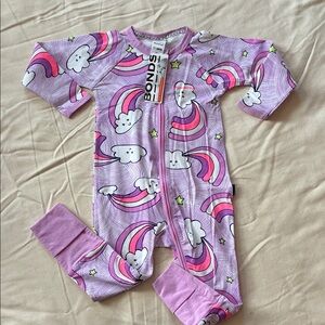 Bonds Kids wondersuit - Pink with Rainbow and Cloud Print size 12-18months